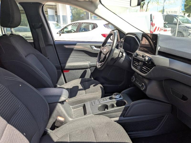 Photo 6 de l’annonce de FORD Kuga d’occasion à vendre à AIX-EN-PROVENCE