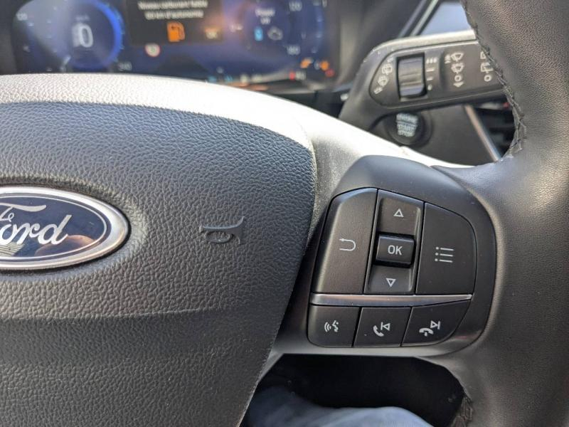 Photo 18 de l’annonce de FORD Kuga d’occasion à vendre à AIX-EN-PROVENCE