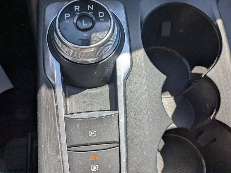 Photo 19 de l’annonce de FORD Kuga d’occasion à vendre à AIX-EN-PROVENCE