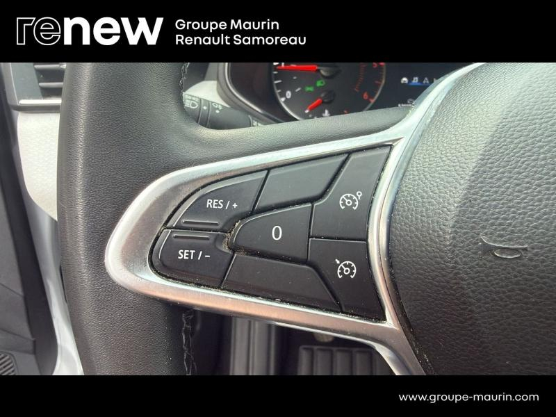 Photo 10 de l’annonce de RENAULT Clio d’occasion à vendre à SAMOREAU