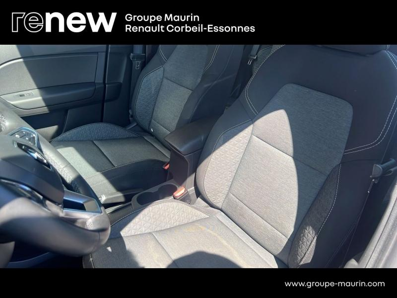 Photo 16 de l’annonce de RENAULT Captur d’occasion à vendre à CORBEIL-ESSONNES