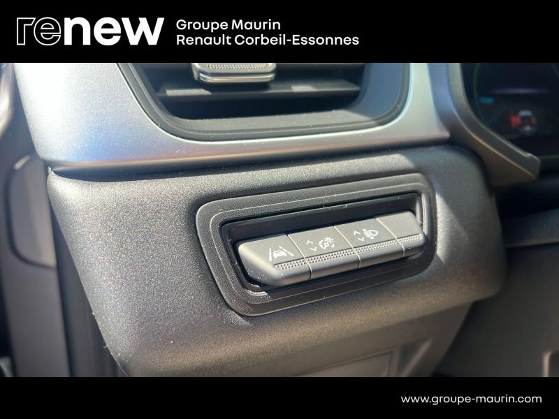 Photo 18 de l’annonce de RENAULT Captur d’occasion à vendre à CORBEIL-ESSONNES