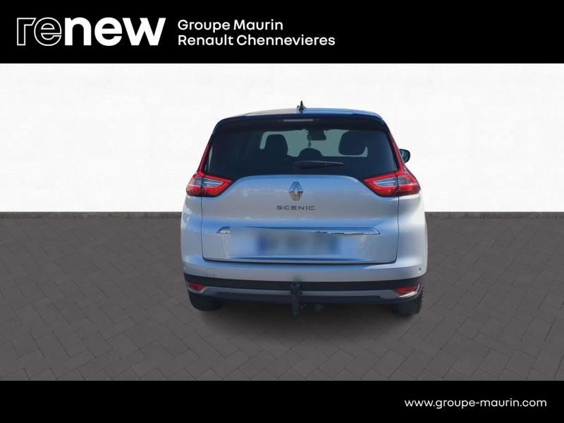Photo 6 de l’annonce de RENAULT Grand Scenic d’occasion à vendre à CHENNEVIÈRES-SUR-MARNE