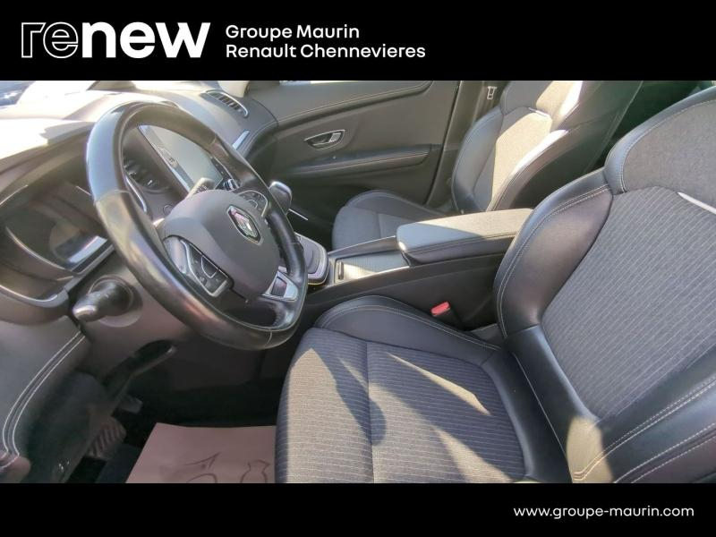 Photo 9 de l’annonce de RENAULT Grand Scenic d’occasion à vendre à CHENNEVIÈRES-SUR-MARNE