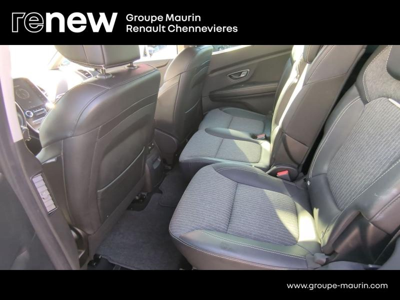 Photo 10 de l’annonce de RENAULT Grand Scenic d’occasion à vendre à CHENNEVIÈRES-SUR-MARNE
