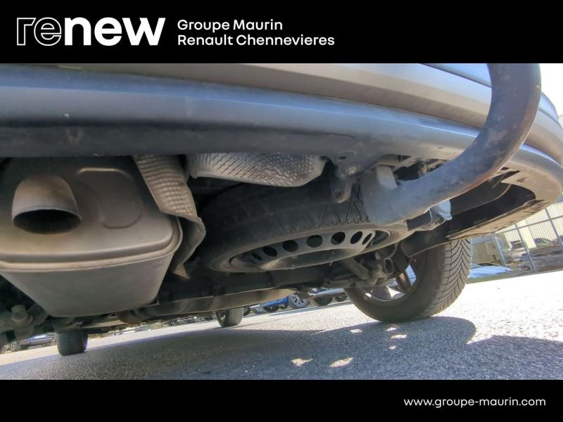 Photo 14 de l’annonce de RENAULT Grand Scenic d’occasion à vendre à CHENNEVIÈRES-SUR-MARNE