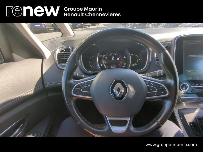 Photo 17 de l’annonce de RENAULT Grand Scenic d’occasion à vendre à CHENNEVIÈRES-SUR-MARNE