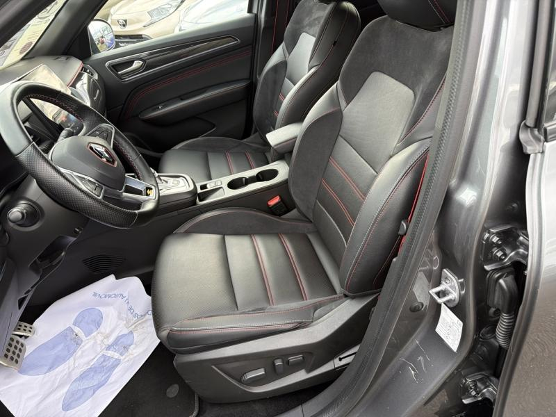 Photo 11 de l’annonce de RENAULT Arkana d’occasion à vendre à AUBIÈRE