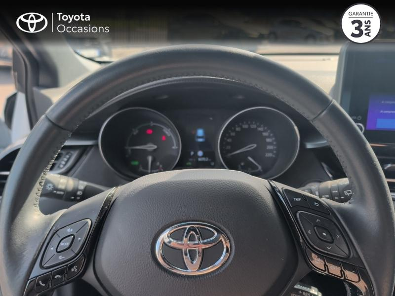 Photo 13 de l’annonce de TOYOTA C-HR d’occasion à vendre à AUBIÈRE