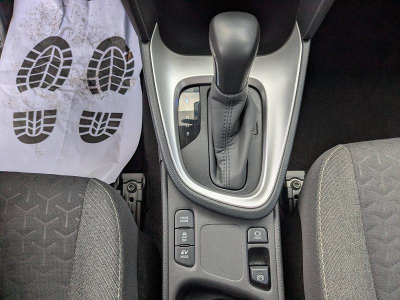 Photo 14 de l’annonce de TOYOTA Yaris Cross d’occasion à vendre à DRAGUIGNAN