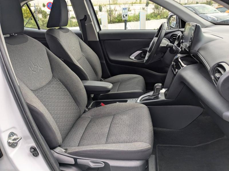 Photo 16 de l’annonce de TOYOTA Yaris Cross d’occasion à vendre à DRAGUIGNAN