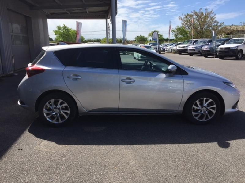 Photo 7 de l’annonce de TOYOTA Auris d’occasion à vendre à LATTES