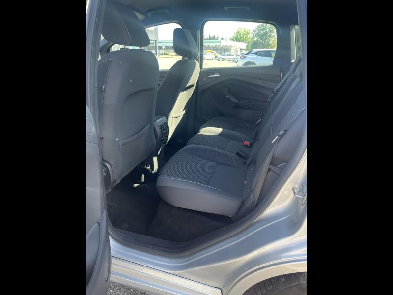 Photo 13 de l’annonce de FORD C-MAX d’occasion à vendre à CARPENTRAS