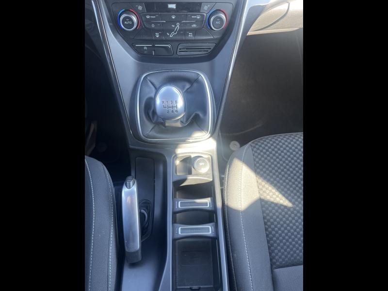 Photo 19 de l’annonce de FORD C-MAX d’occasion à vendre à CARPENTRAS