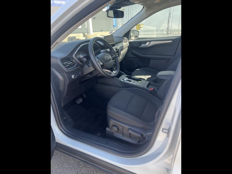 Photo 13 de l’annonce de FORD Kuga d’occasion à vendre à CARPENTRAS