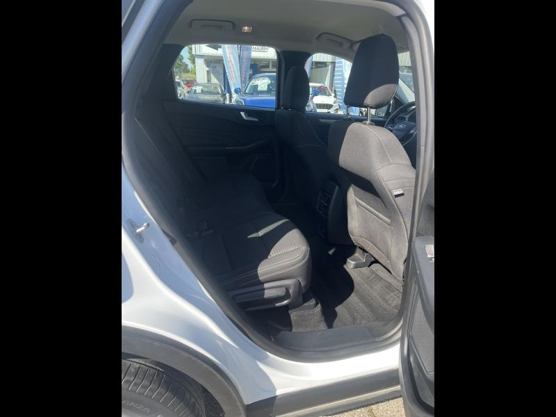 Photo 15 de l’annonce de FORD Kuga d’occasion à vendre à CARPENTRAS