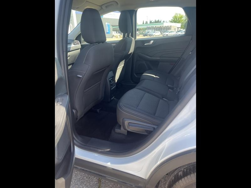 Photo 16 de l’annonce de FORD Kuga d’occasion à vendre à CARPENTRAS