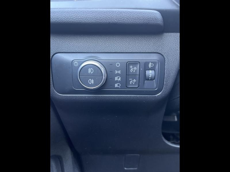 Photo 18 de l’annonce de FORD Kuga d’occasion à vendre à CARPENTRAS