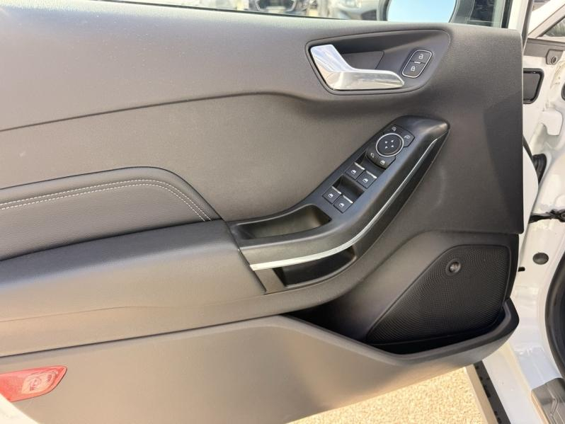 Photo 9 de l’annonce de FORD Fiesta Active d’occasion à vendre à AUBAGNE