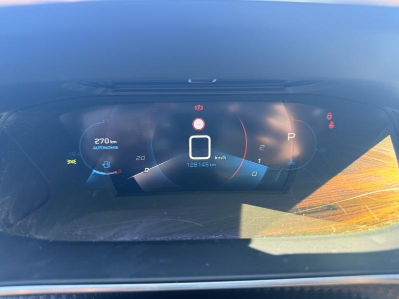 Photo 12 de l’annonce de PEUGEOT 2008 d’occasion à vendre à AUBAGNE