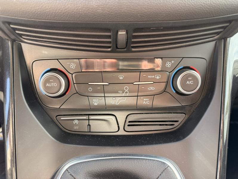 Photo 19 de l’annonce de FORD Kuga d’occasion à vendre à AUBAGNE