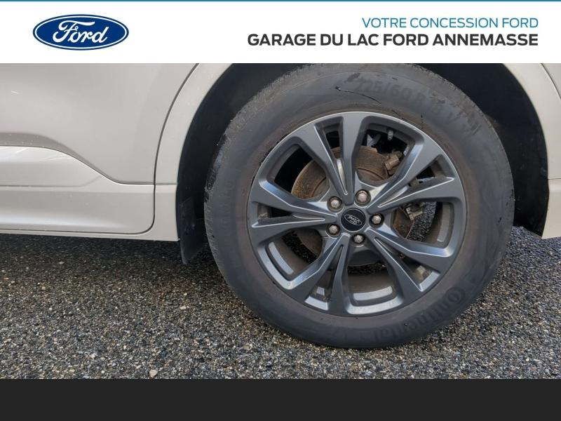 Photo 4 de l’annonce de FORD Kuga d’occasion à vendre à ALBERTVILLE