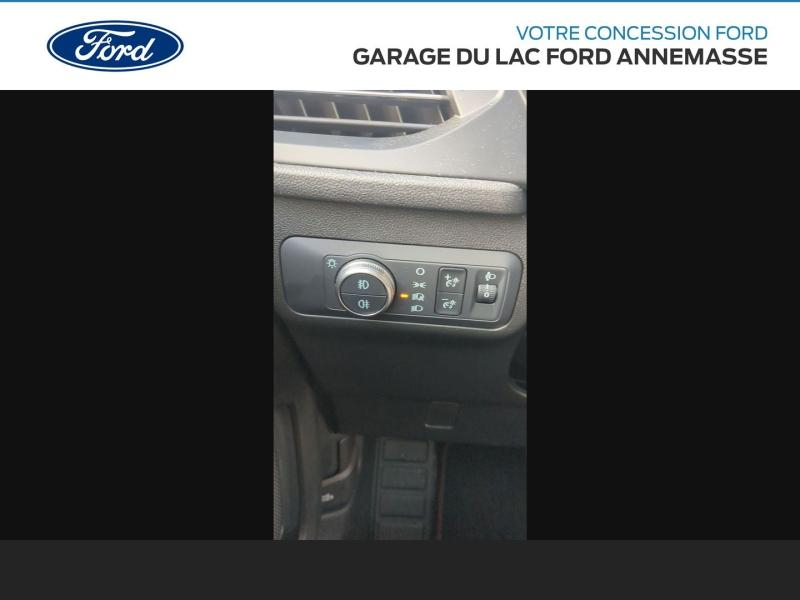 Photo 14 de l’annonce de FORD Kuga d’occasion à vendre à ALBERTVILLE