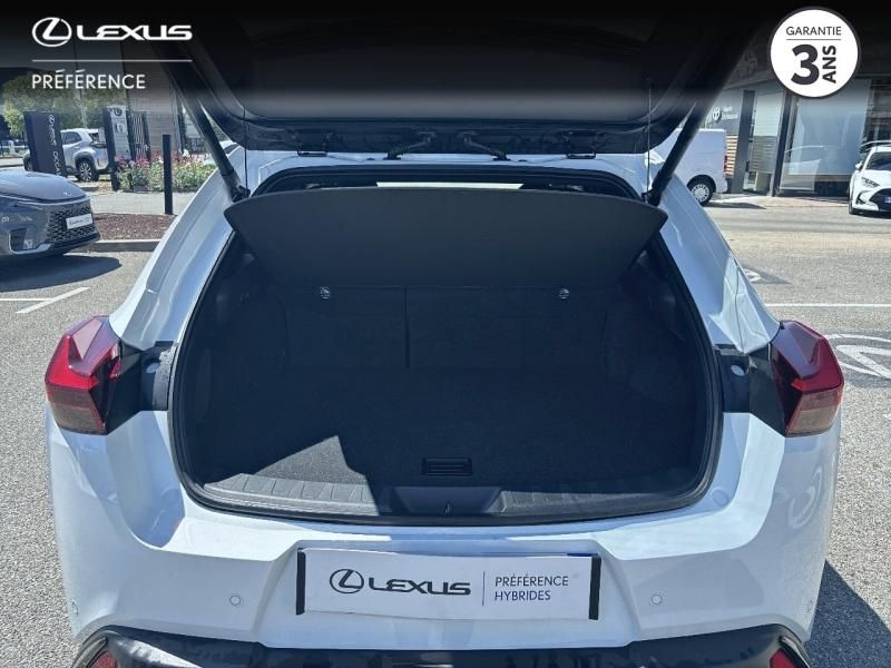 Photo 15 de l’annonce de LEXUS UX d’occasion à vendre à MONTFAVET