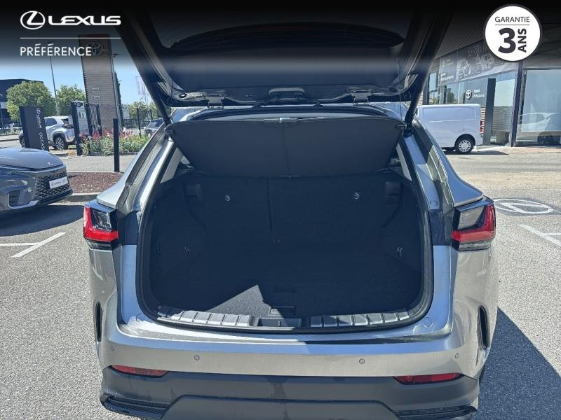 Photo 15 de l’annonce de LEXUS NX d’occasion à vendre à MONTFAVET
