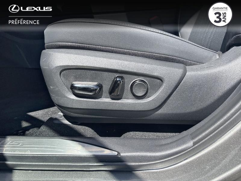 Photo 19 de l’annonce de LEXUS NX d’occasion à vendre à MONTFAVET