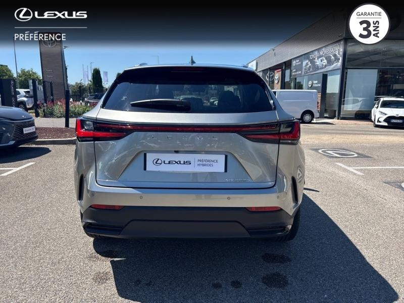 Photo 20 de l’annonce de LEXUS NX d’occasion à vendre à MONTFAVET