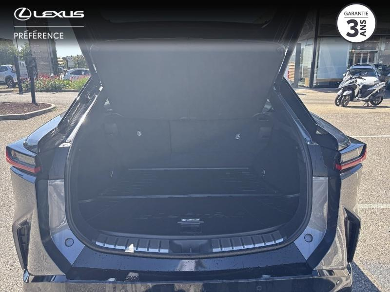 Photo 15 de l’annonce de LEXUS RZ d’occasion à vendre à MONTFAVET