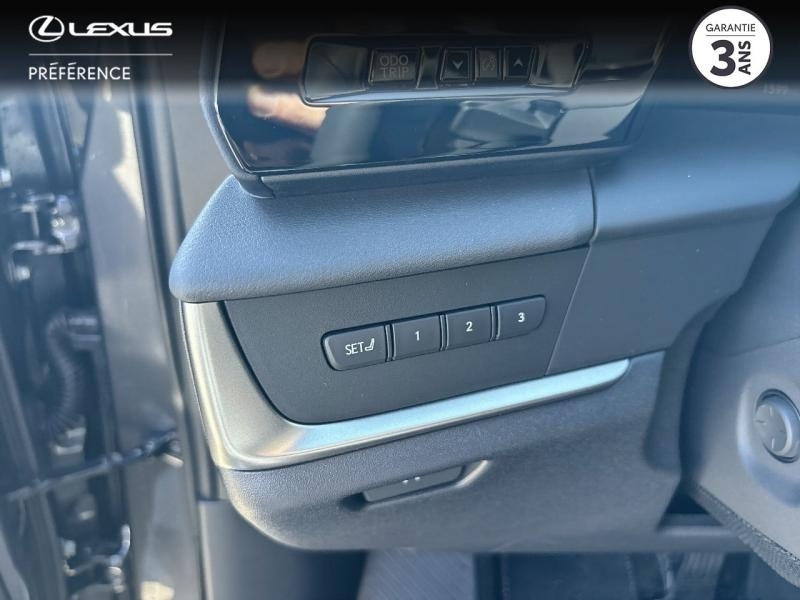 Photo 17 de l’annonce de LEXUS RZ d’occasion à vendre à MONTFAVET