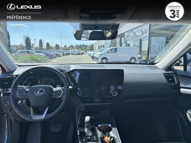 Photo 5 de l’annonce de LEXUS NX d’occasion à vendre à MONTFAVET
