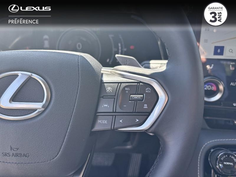 Photo 10 de l’annonce de LEXUS NX d’occasion à vendre à MONTFAVET