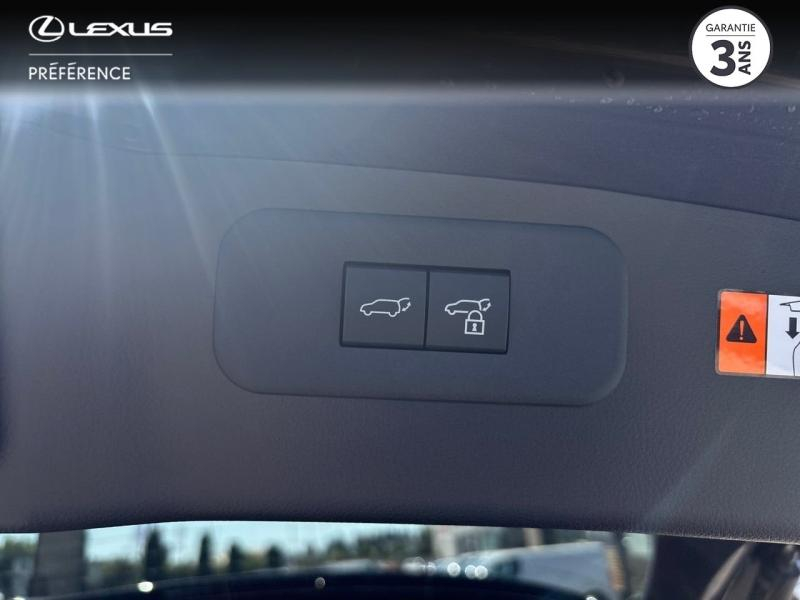 Photo 18 de l’annonce de LEXUS NX d’occasion à vendre à MONTFAVET