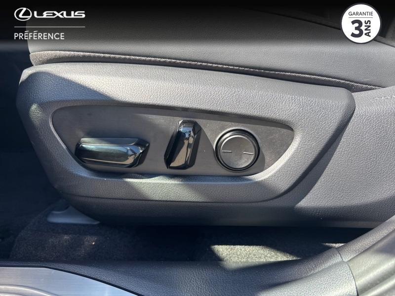 Photo 19 de l’annonce de LEXUS NX d’occasion à vendre à MONTFAVET