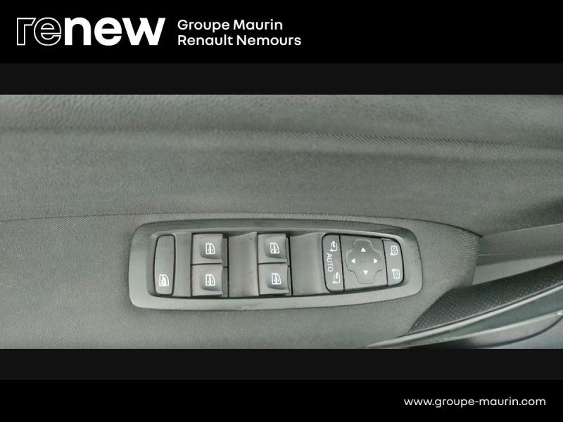 Photo 17 de l’annonce de RENAULT Megane d’occasion à vendre à SAINT PIERRE LES NEMOURS