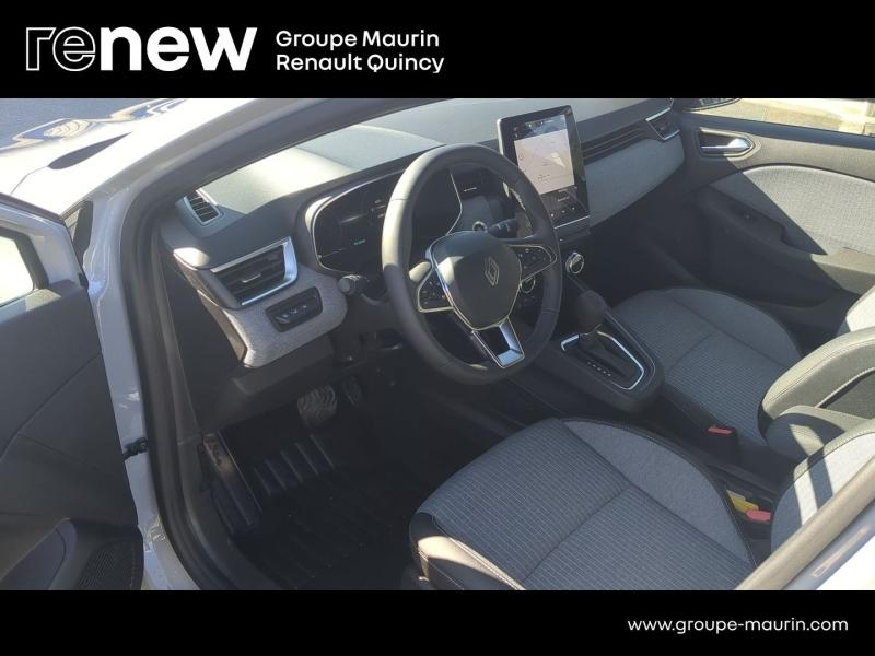 Photo 11 de l’annonce de RENAULT Clio d’occasion à vendre à QUINCY-SOUS-SÉNART