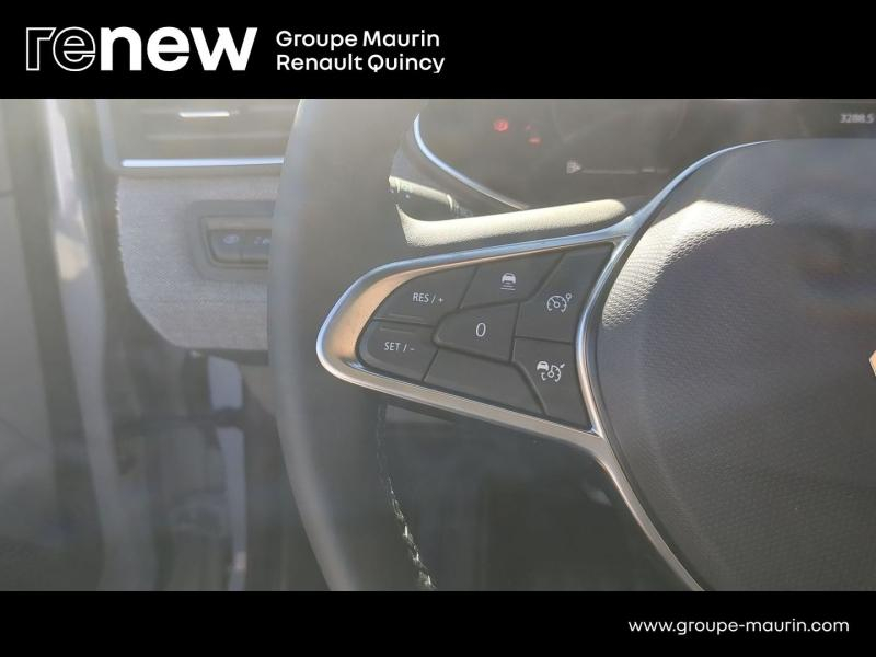 Photo 14 de l’annonce de RENAULT Clio d’occasion à vendre à QUINCY-SOUS-SÉNART