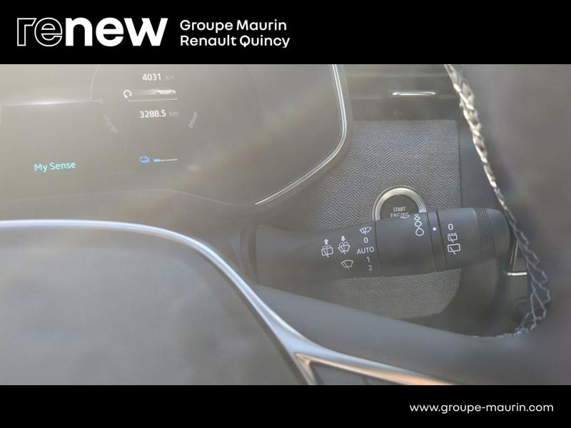 Photo 16 de l’annonce de RENAULT Clio d’occasion à vendre à QUINCY-SOUS-SÉNART