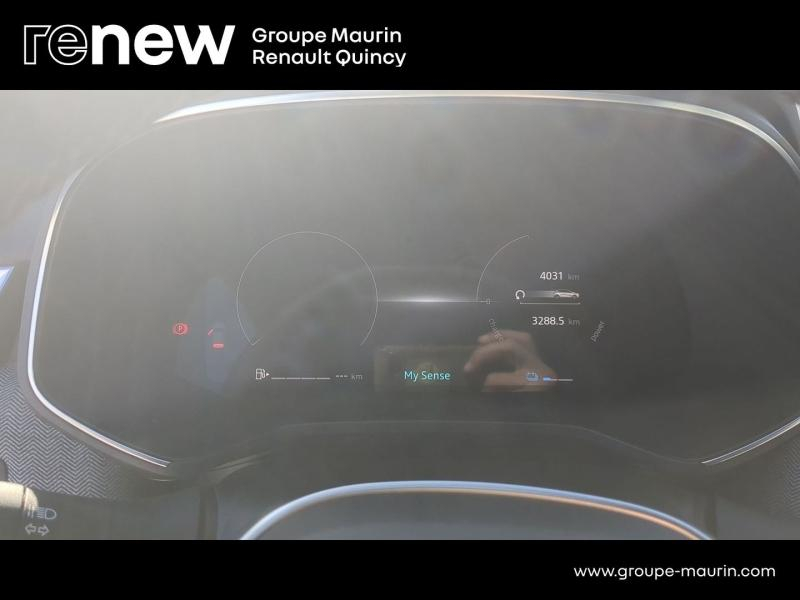 Photo 17 de l’annonce de RENAULT Clio d’occasion à vendre à QUINCY-SOUS-SÉNART