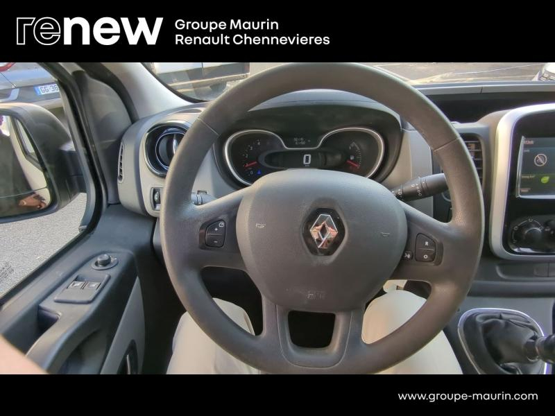 Photo 11 de l’annonce de RENAULT Trafic Fg VUL d’occasion à vendre à CHENNEVIÈRES-SUR-MARNE
