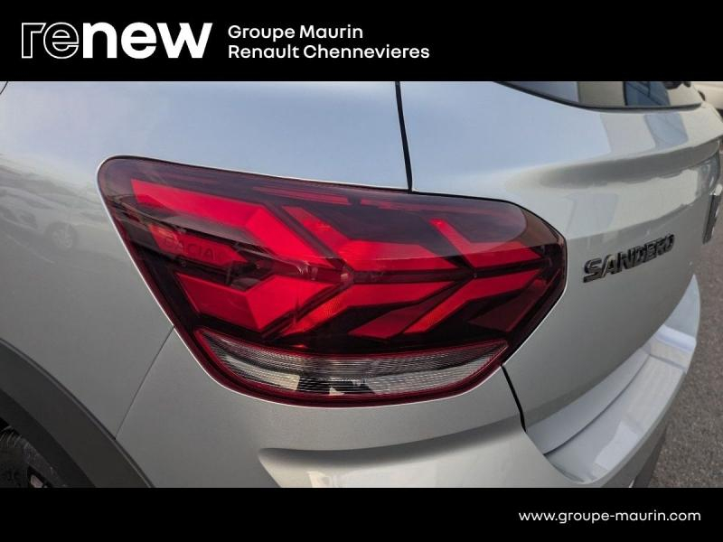 Photo 10 de l’annonce de DACIA Sandero d’occasion à vendre à CHENNEVIÈRES-SUR-MARNE