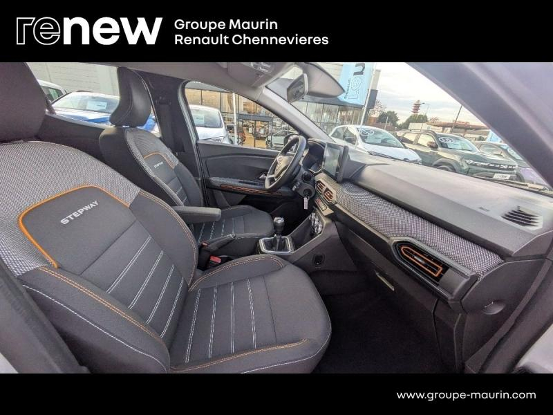 Photo 14 de l’annonce de DACIA Sandero d’occasion à vendre à CHENNEVIÈRES-SUR-MARNE