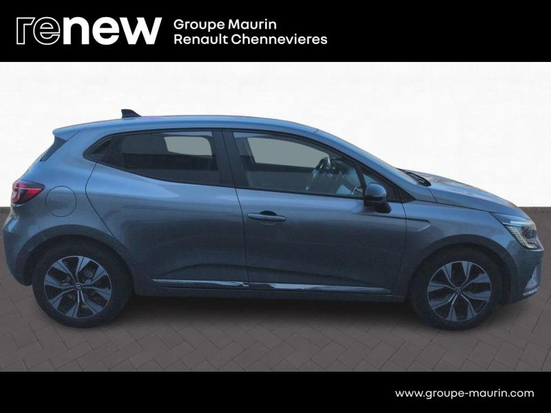 Photo 4 de l’annonce de RENAULT Clio d’occasion à vendre à CHENNEVIÈRES-SUR-MARNE