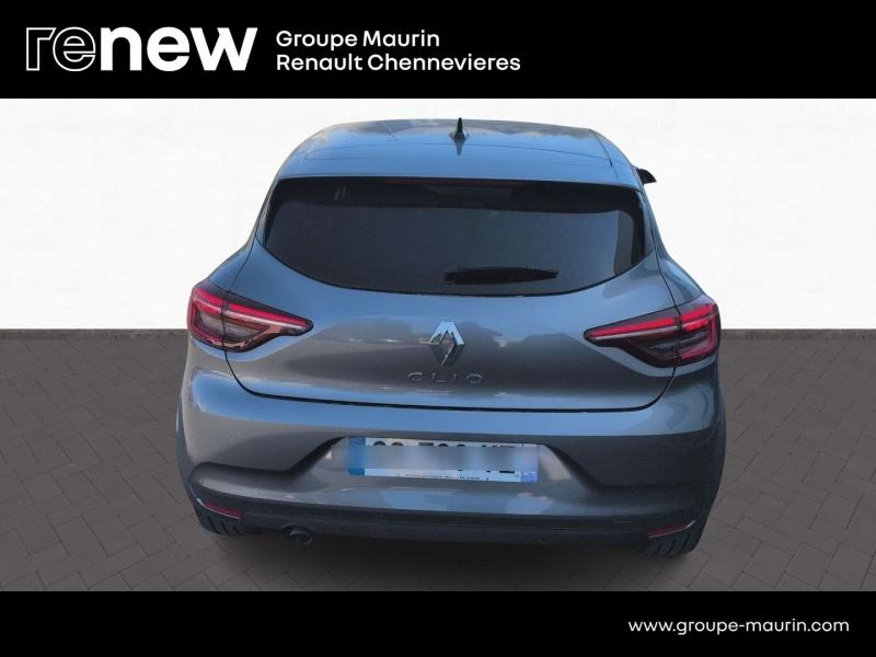 Photo 6 de l’annonce de RENAULT Clio d’occasion à vendre à CHENNEVIÈRES-SUR-MARNE