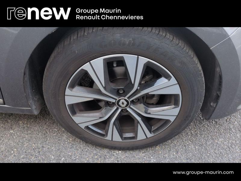 Photo 11 de l’annonce de RENAULT Clio d’occasion à vendre à CHENNEVIÈRES-SUR-MARNE