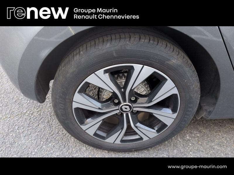 Photo 12 de l’annonce de RENAULT Clio d’occasion à vendre à CHENNEVIÈRES-SUR-MARNE