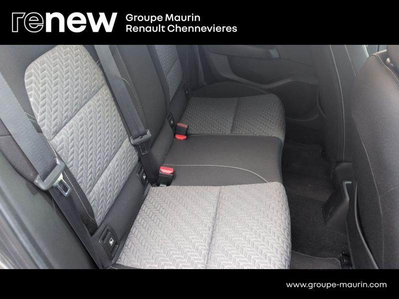 Photo 15 de l’annonce de RENAULT Clio d’occasion à vendre à CHENNEVIÈRES-SUR-MARNE